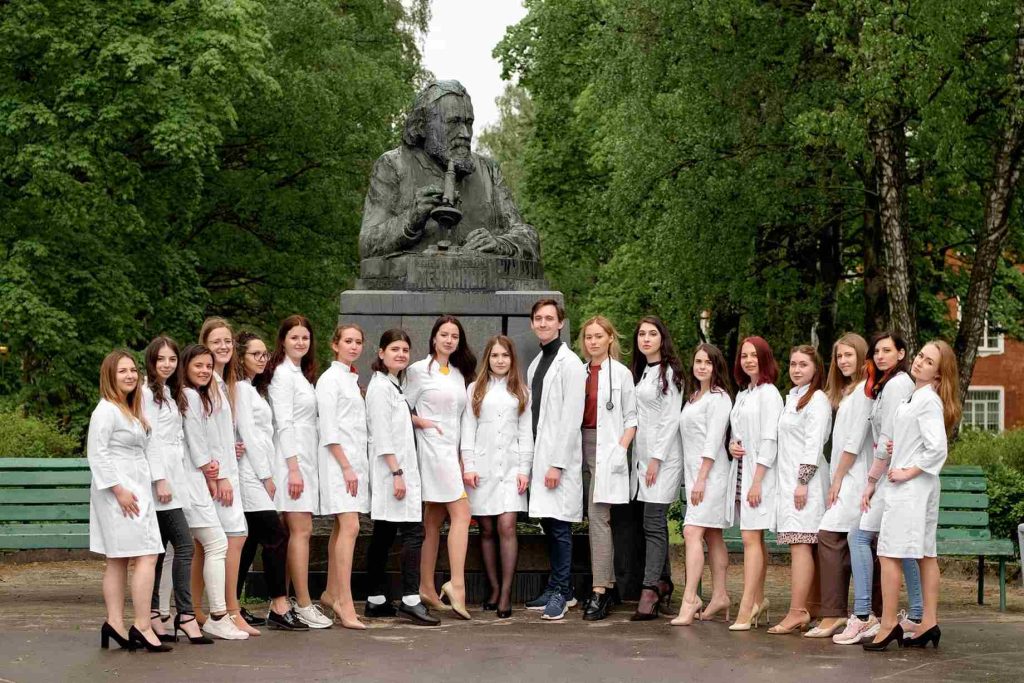 خوابگاه دانشگاه مچنیکوف